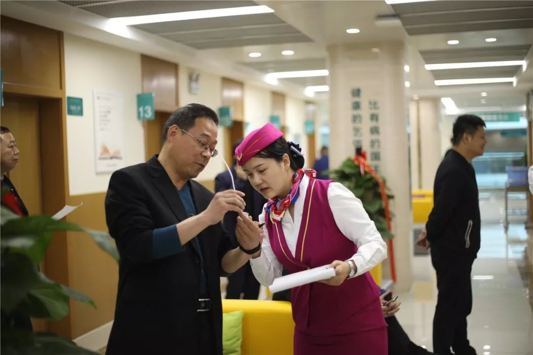 连云港24小时套医保卡(北京医保卡使用指南)